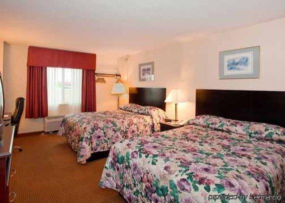 Econo Lodge Lexington Room photo
